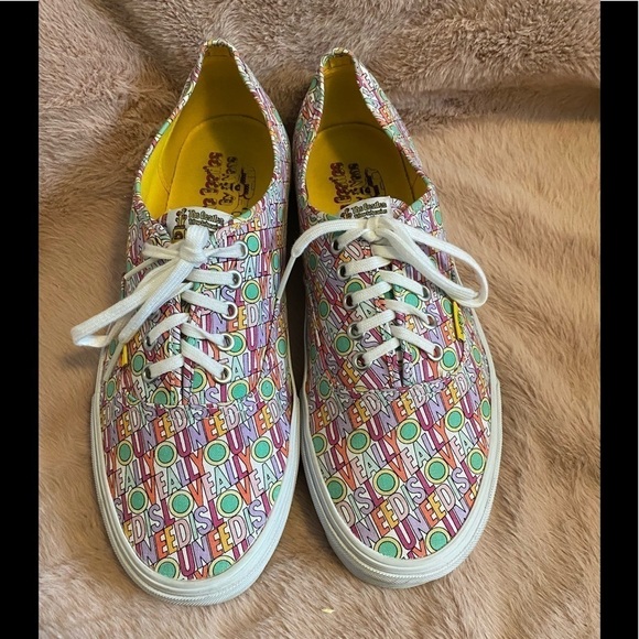 Vans x Beatles all you need is love collab sneakers size 11
